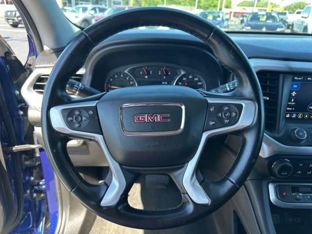 Used 2023 GMC Acadia SLT AWD/4WD image 15