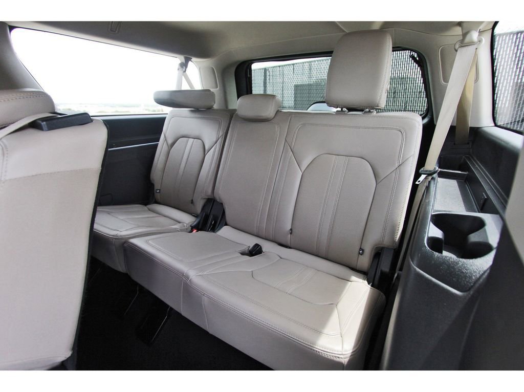 Used 2024 Ford Expedition Max Limited image 13