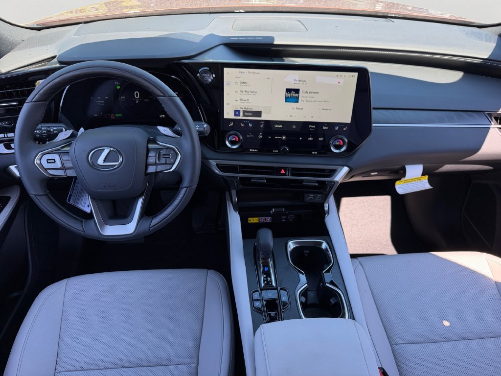 New 2026 Lexus RX 350h AWD/4WD image 9
