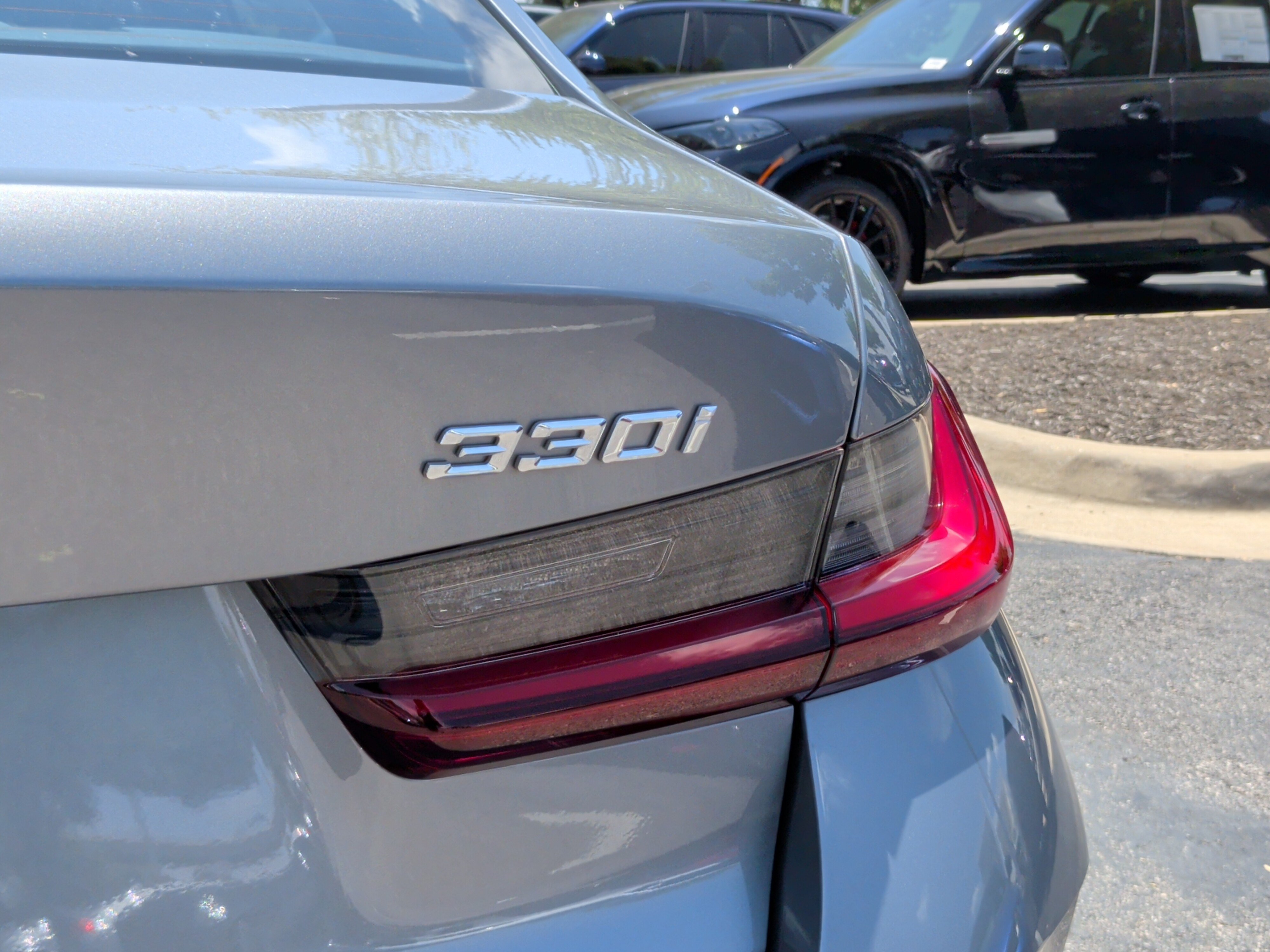 Used 2025 BMW 330i Sedan RWD image 11