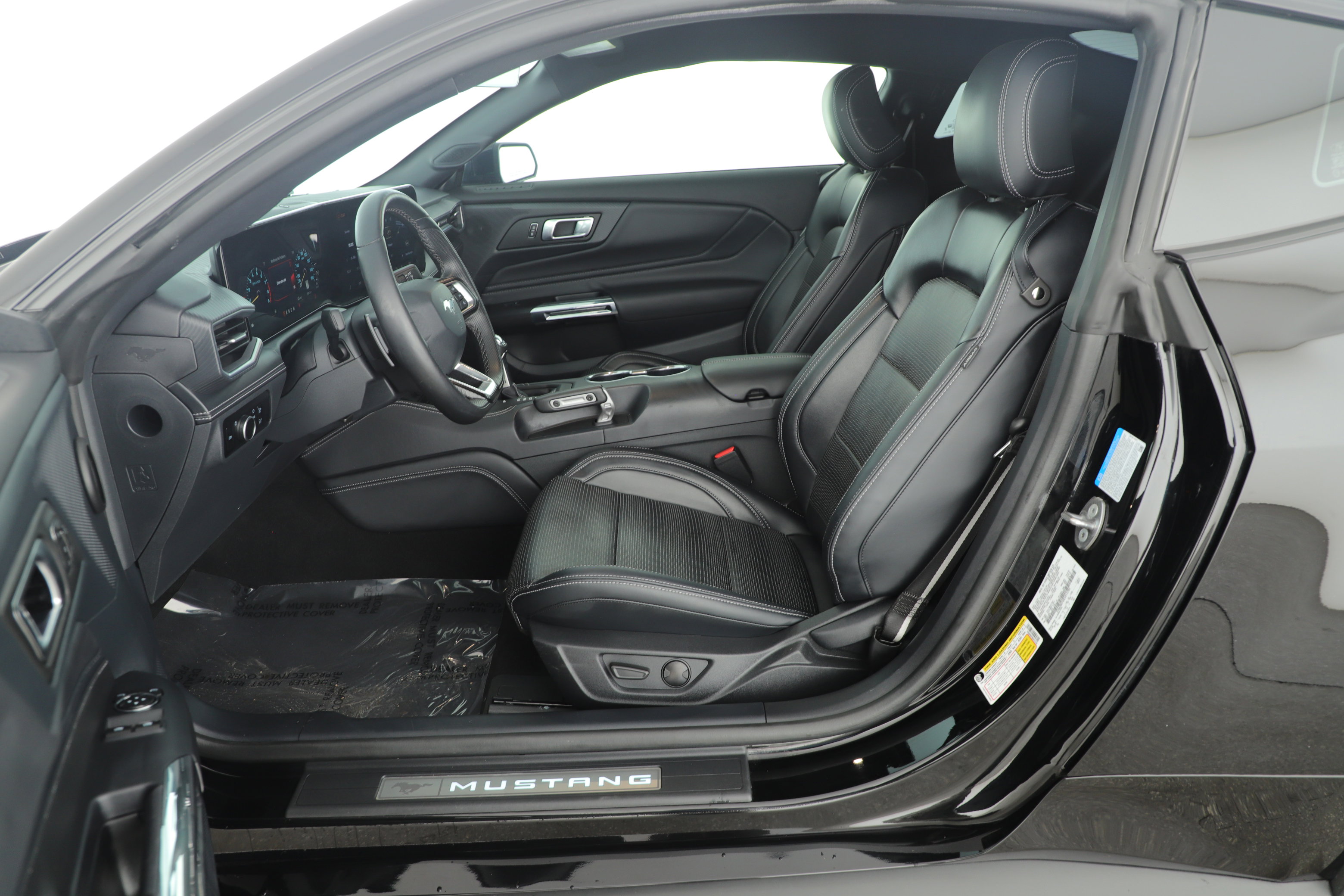 Used 2024 Ford Mustang GT Premium w/ GT Performance Package image 10