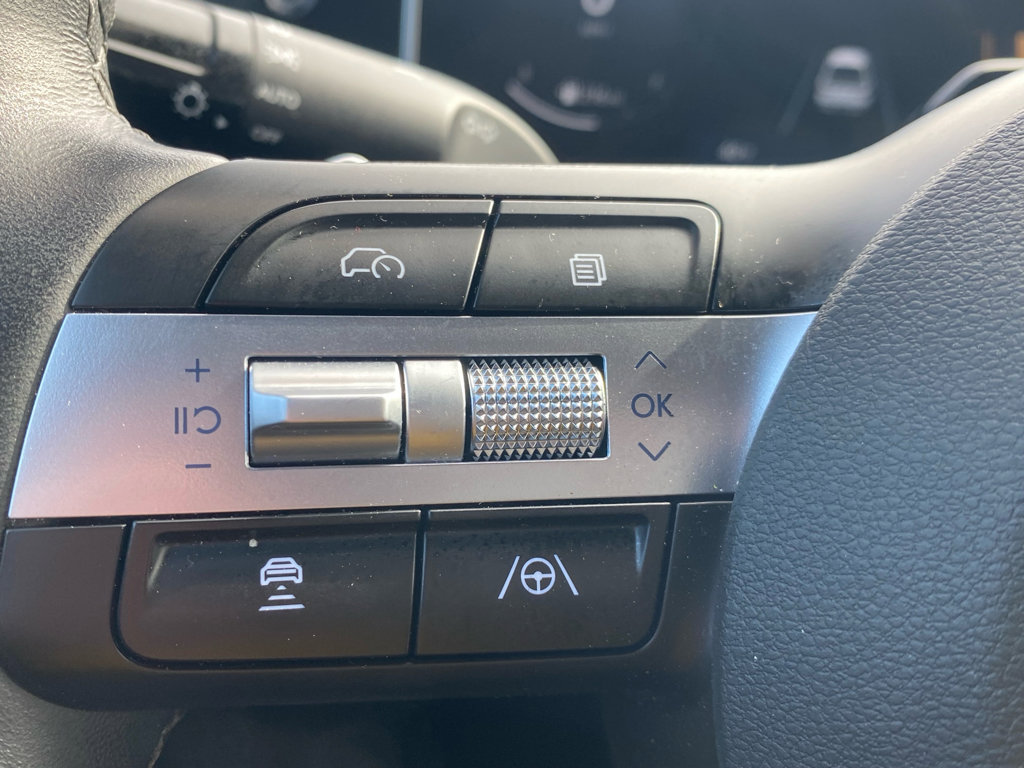 Used 2025 Hyundai Santa Cruz Limited image 23