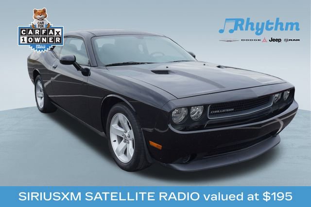 Used 2012 Dodge Challenger SXT