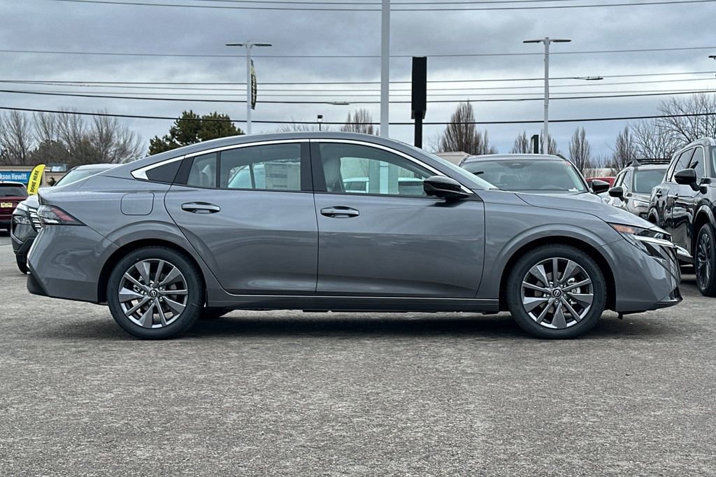 New 2026 Nissan Sentra SL w/ Floor Mat Package image 3