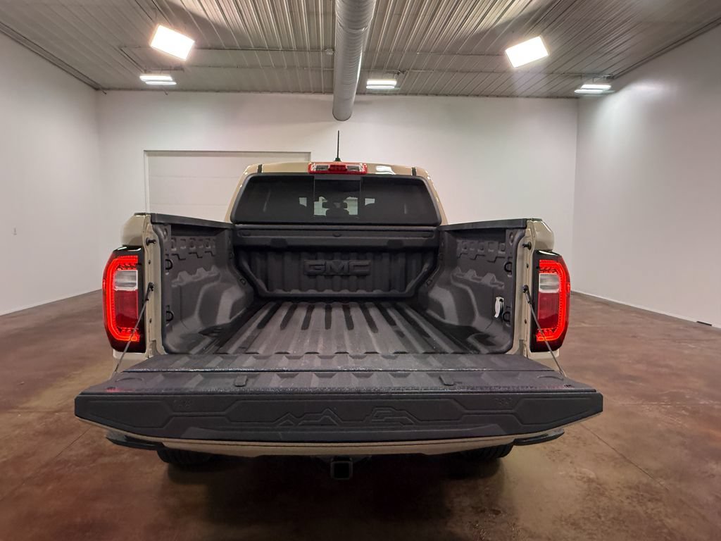 Used 2023 GMC Canyon Elevation w/ Elevation Premium Package AWD/4WD image 26