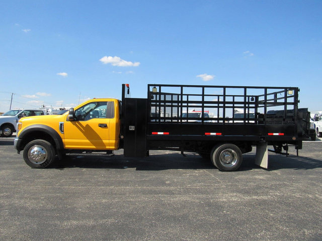 Used 2017 Ford F550 2WD Regular Cab Super Duty image 8