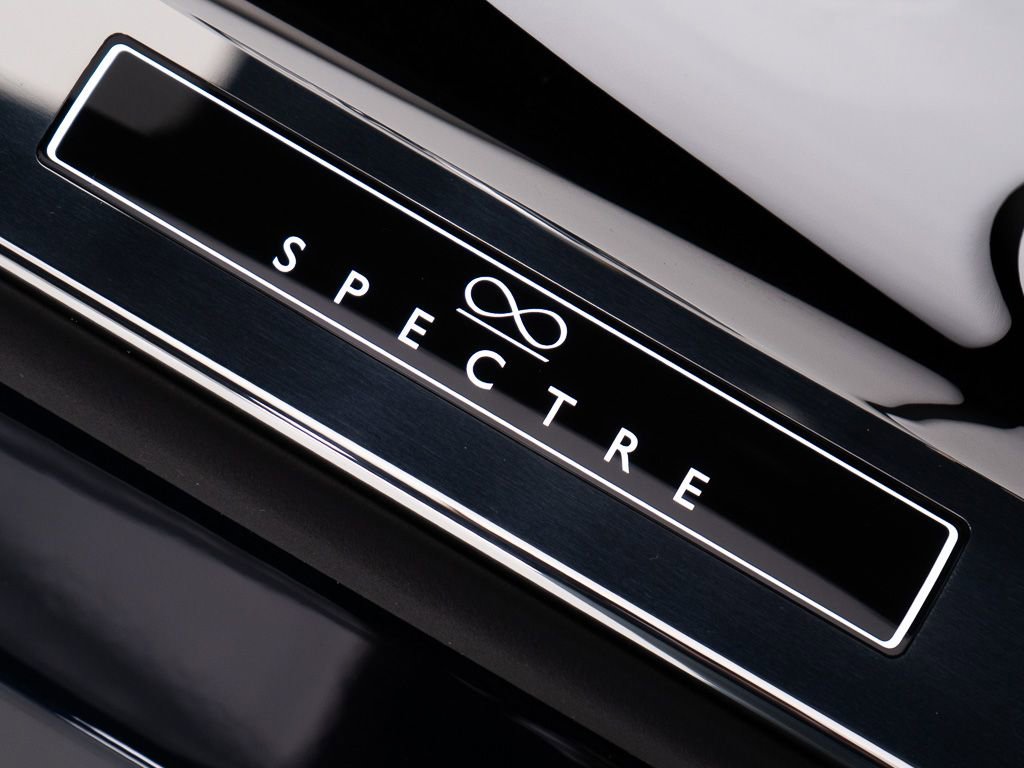 Certified 2026 Rolls-Royce Spectre Black Badge AWD/4WD image 13