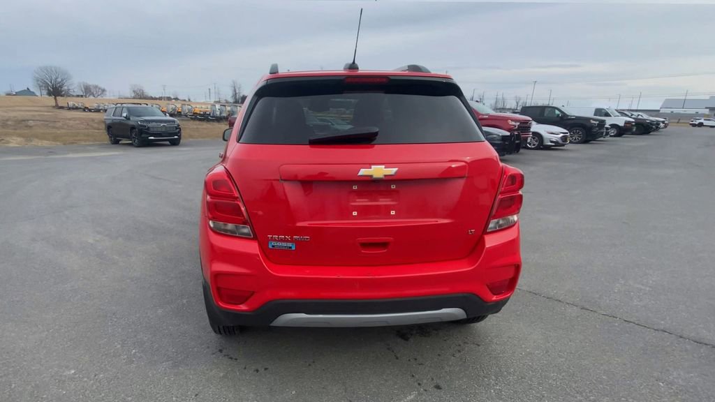 Used 2017 Chevrolet Trax LT w/ LT Convenience Package image 7