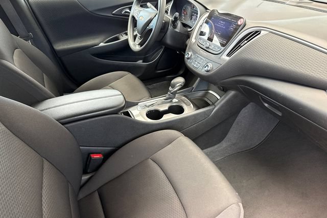 Used 2023 Chevrolet Malibu LT FWD image 19