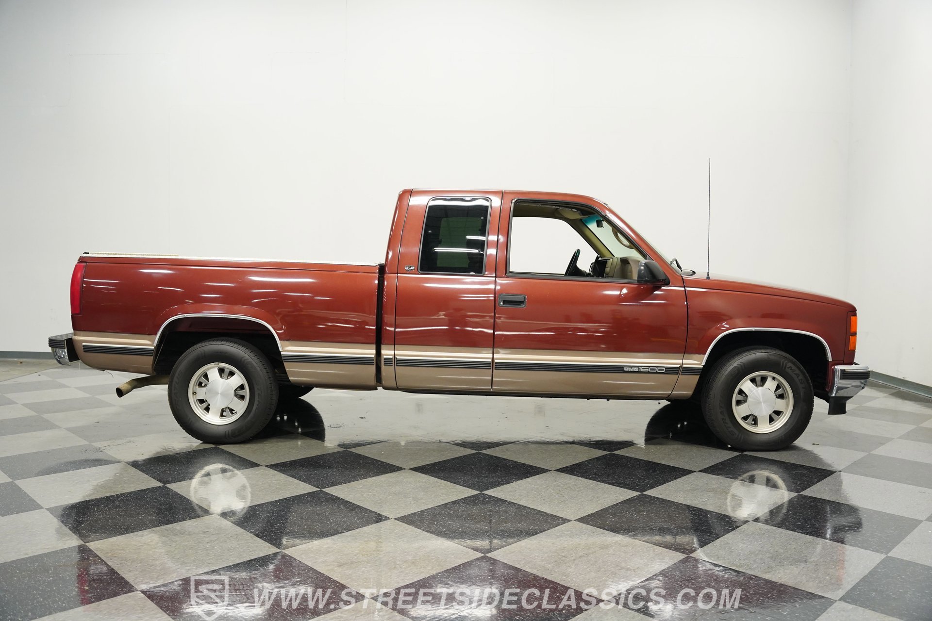 Used 1998 GMC Sierra 1500 2WD Extended Cab w/ Imagemax Pkg image 14