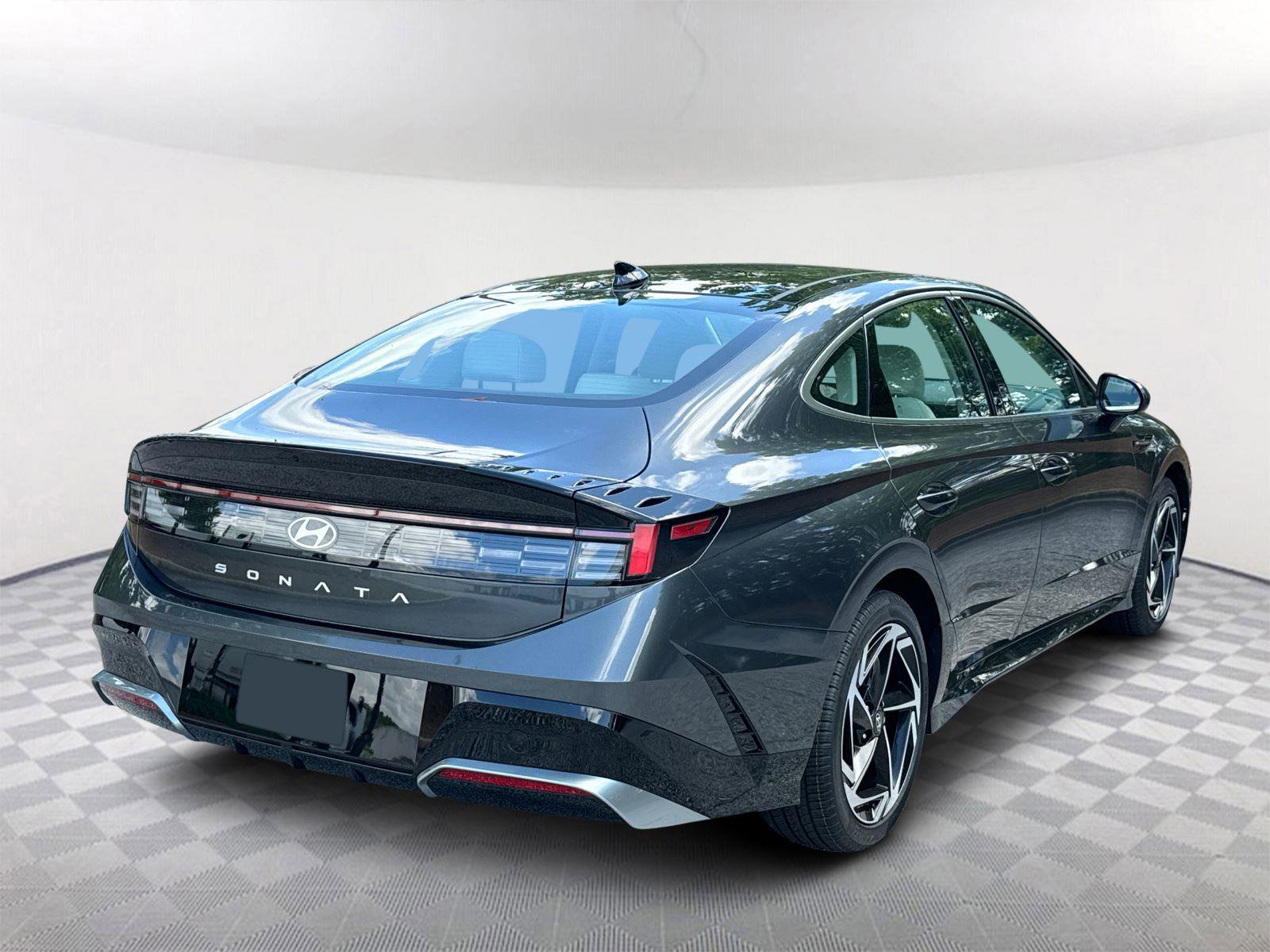 Certified 2024 Hyundai Sonata SEL w/ Convenience Package image 4