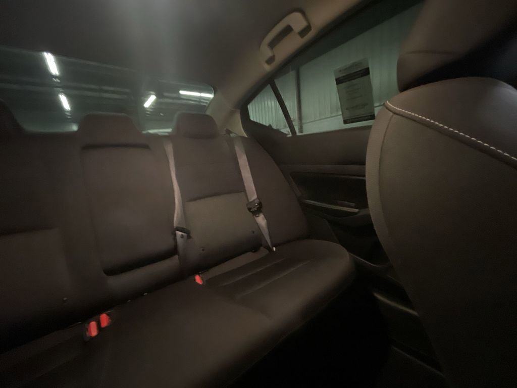 Used 2024 Nissan Altima 2.5 SV image 14