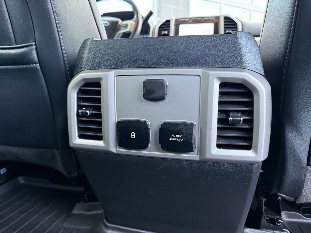 Used 2020 Ford F350 Lariat image 25