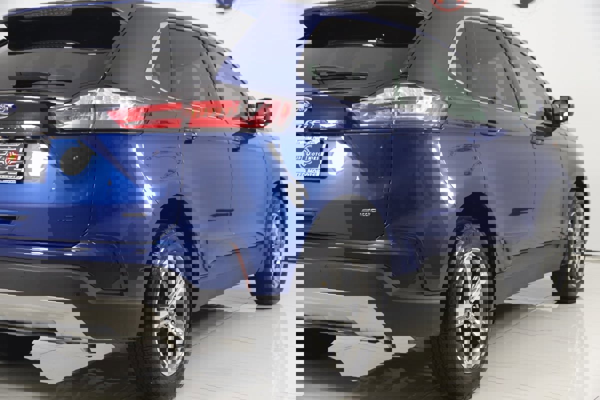 Used 2024 Ford Edge SEL w/ Convenience Package image 45