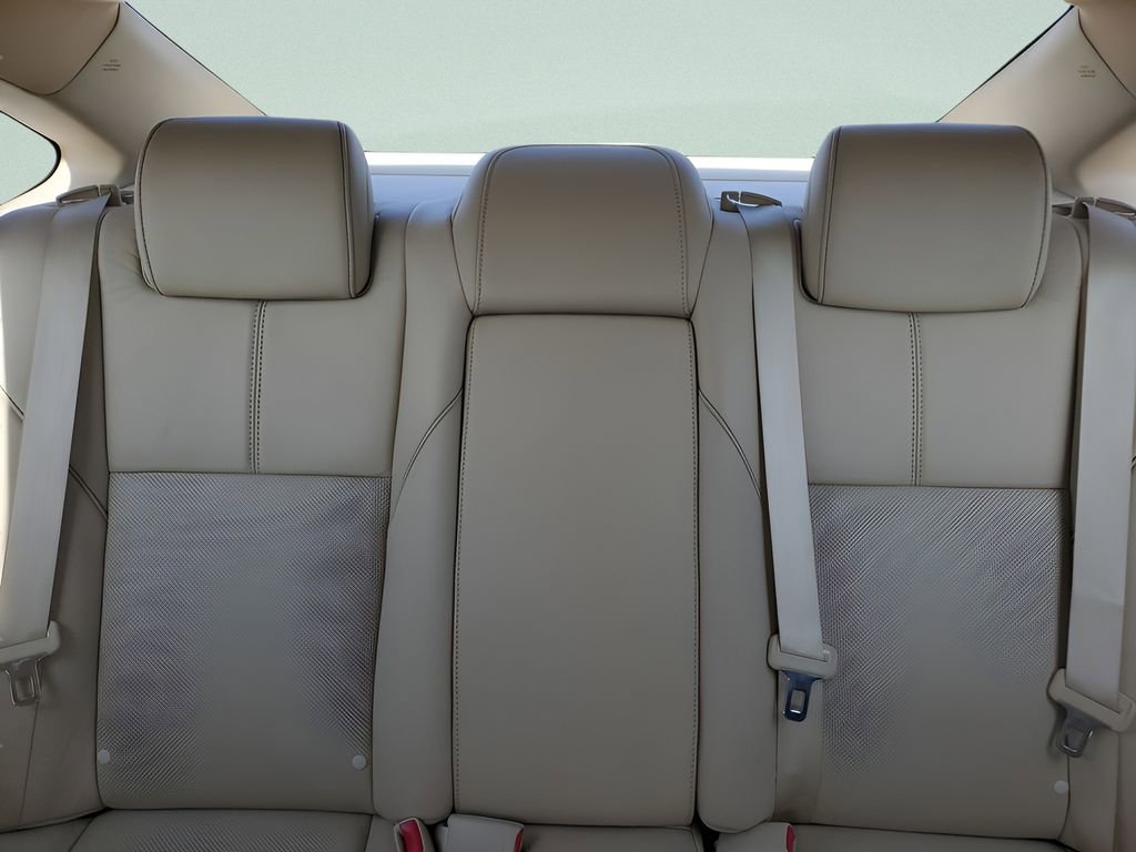 Used 2018 Toyota Avalon Limited w/ Protection Package image 13