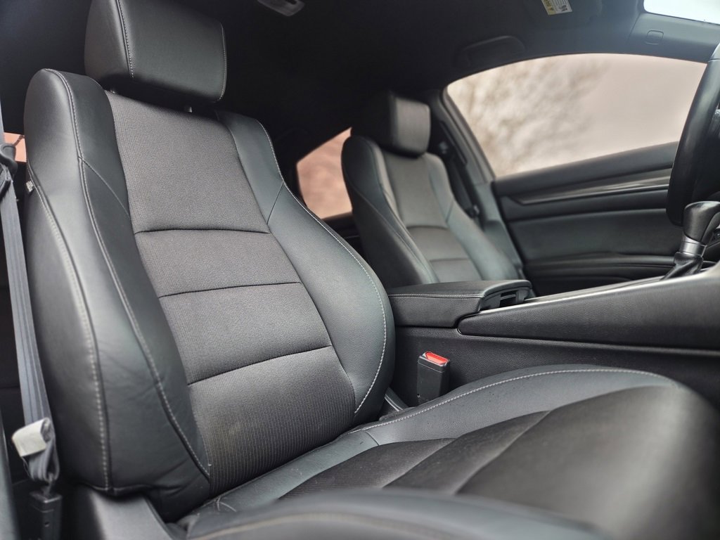 Used 2019 Honda Accord Sport image 24