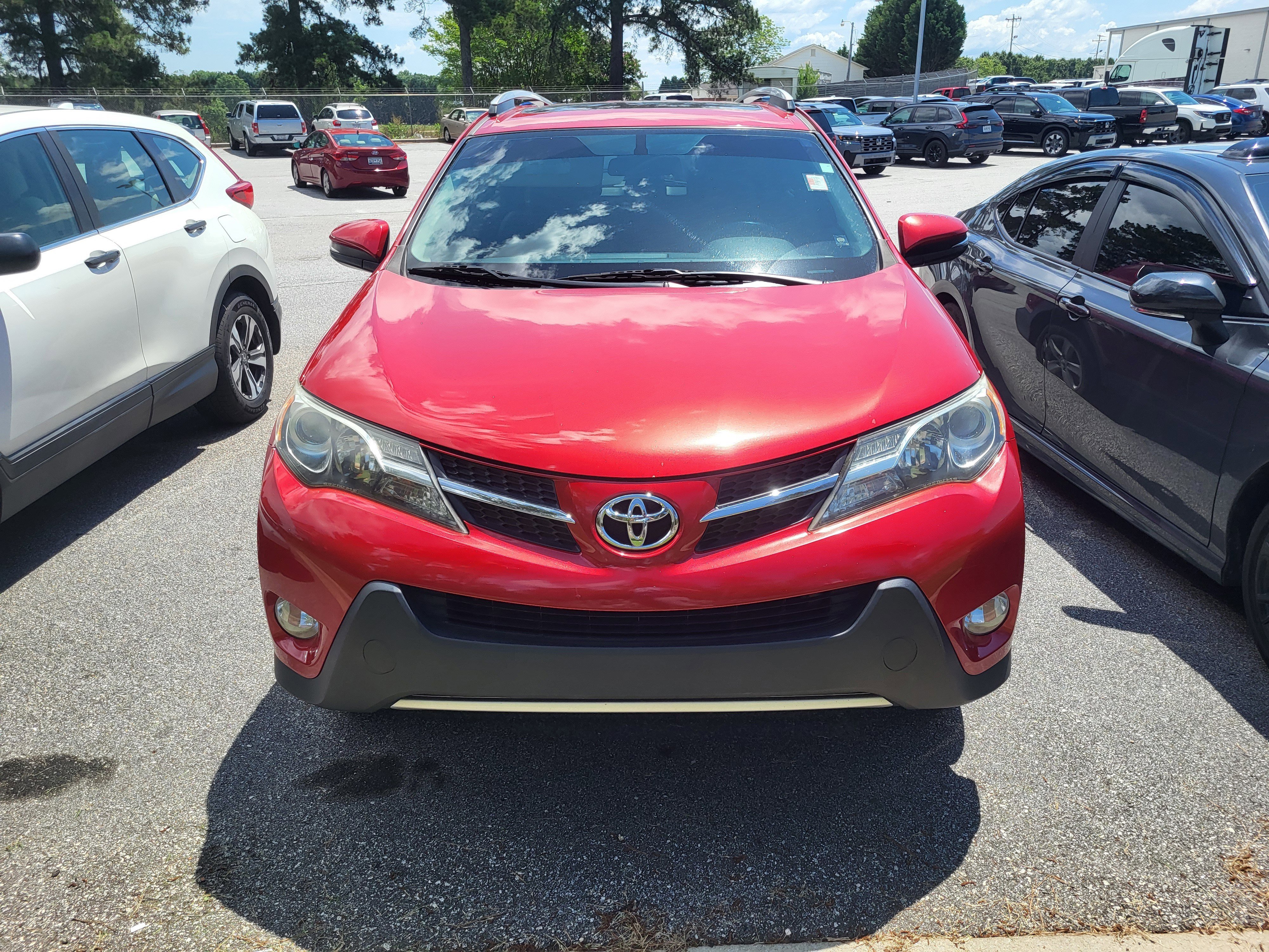 Used 2014 Toyota RAV4 XLE FWD image 2