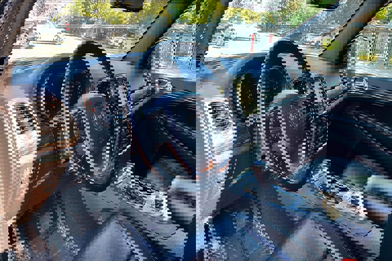 Used 2021 Jeep Grand Cherokee Limited AWD/4WD image 13