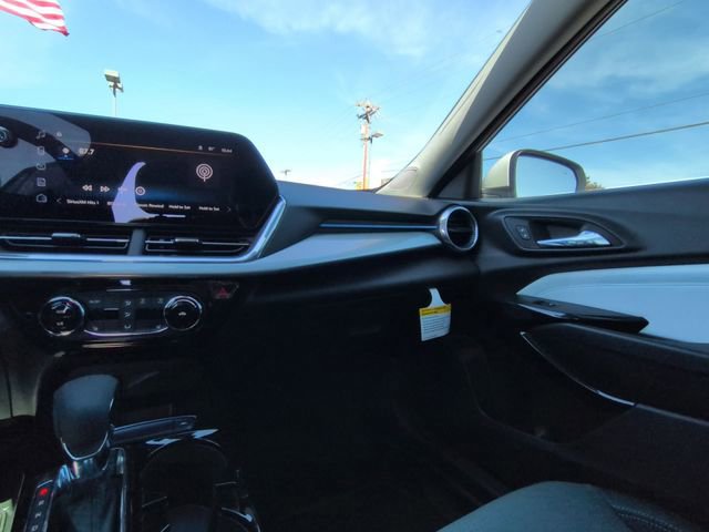 New 2026 Chevrolet Trax LT w/ Driver Confidence Package image 3