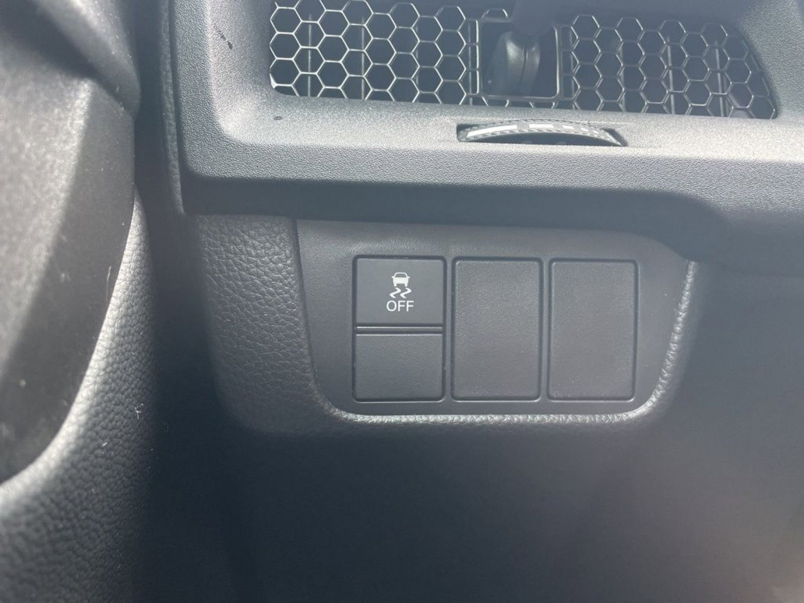 Certified 2025 Honda CR-V LX image 15