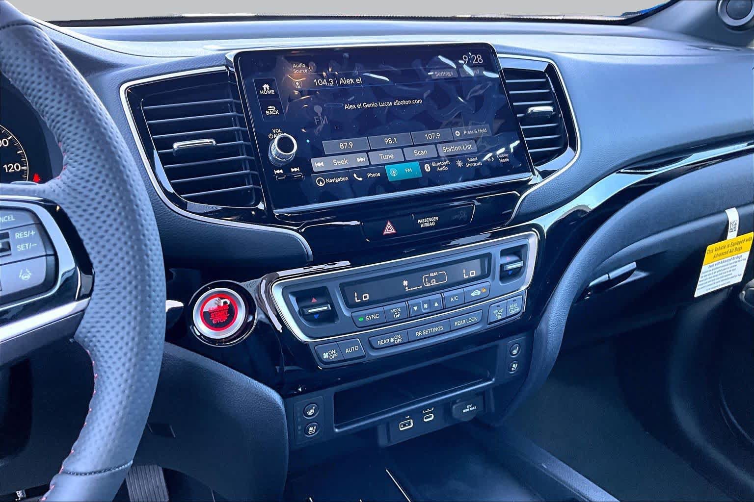 New 2026 Honda Ridgeline Black Edition image 6
