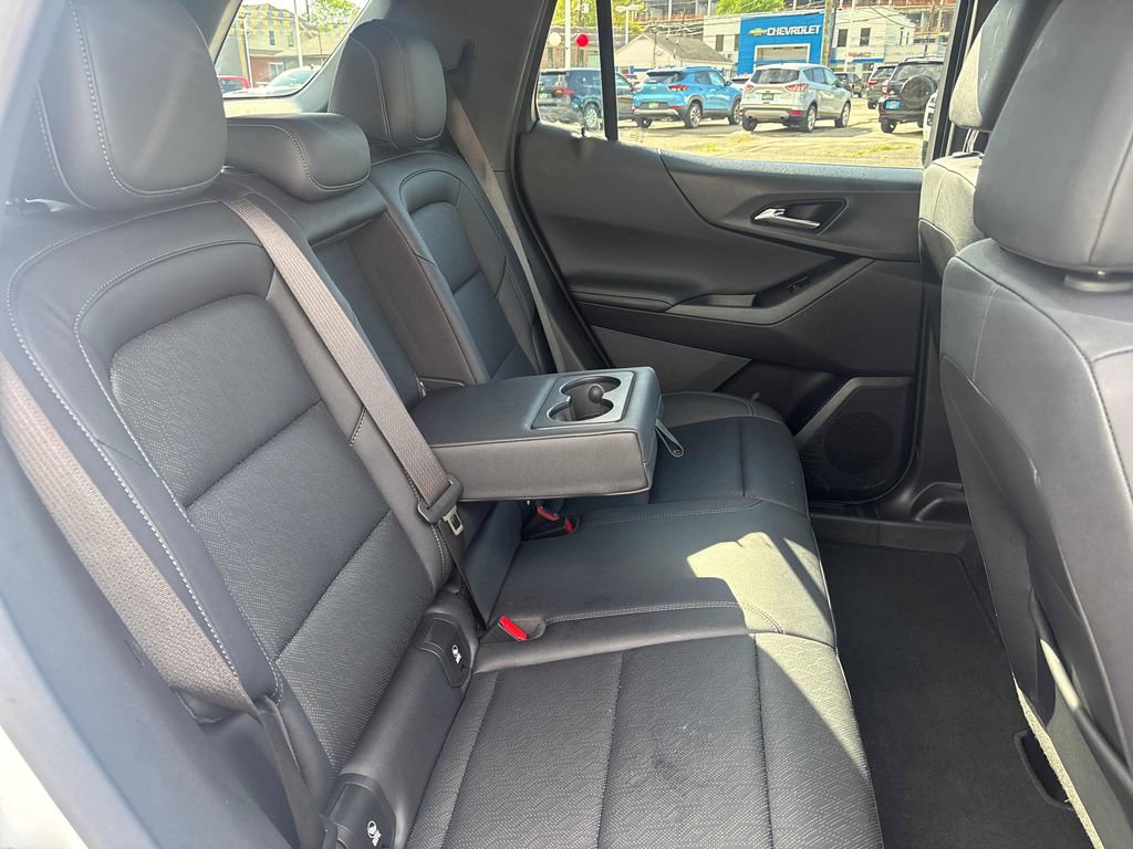 Used 2025 Chevrolet Equinox LT w/ Convenience Package II AWD/4WD image 27