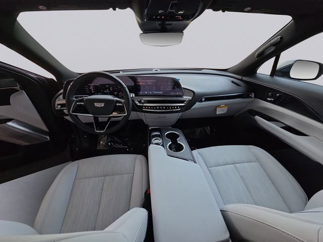 Used 2026 Cadillac Lyriq Premium Luxury w/ LPO, Floor Liner Package AWD/4WD image 12