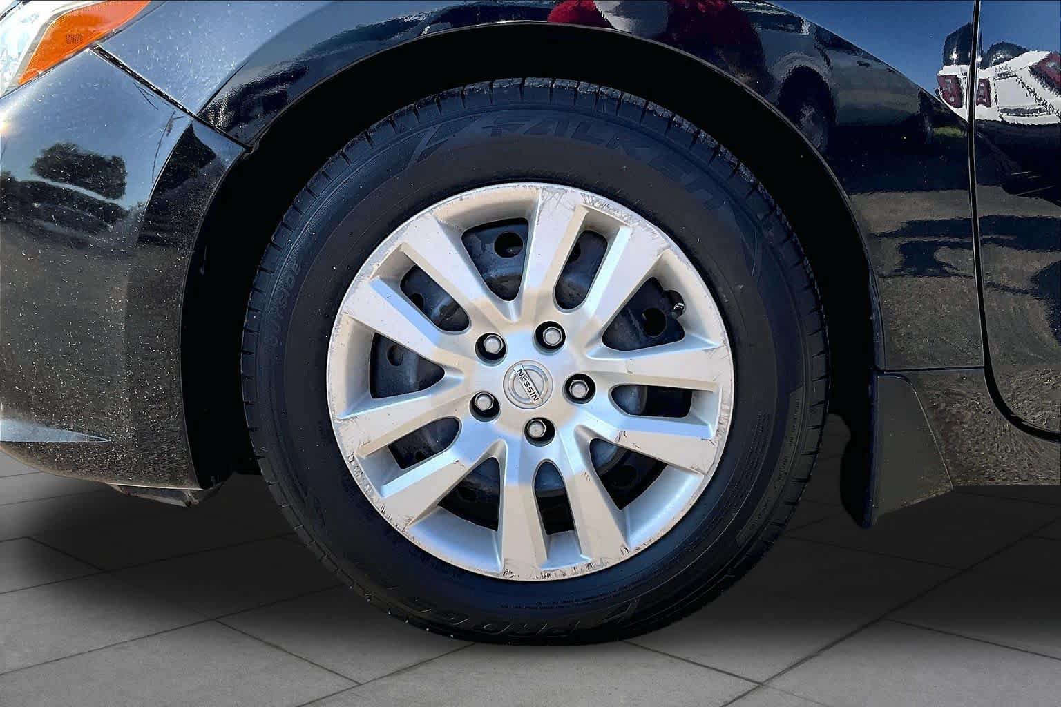 Used 2018 Nissan Altima 2.5 S FWD image 11