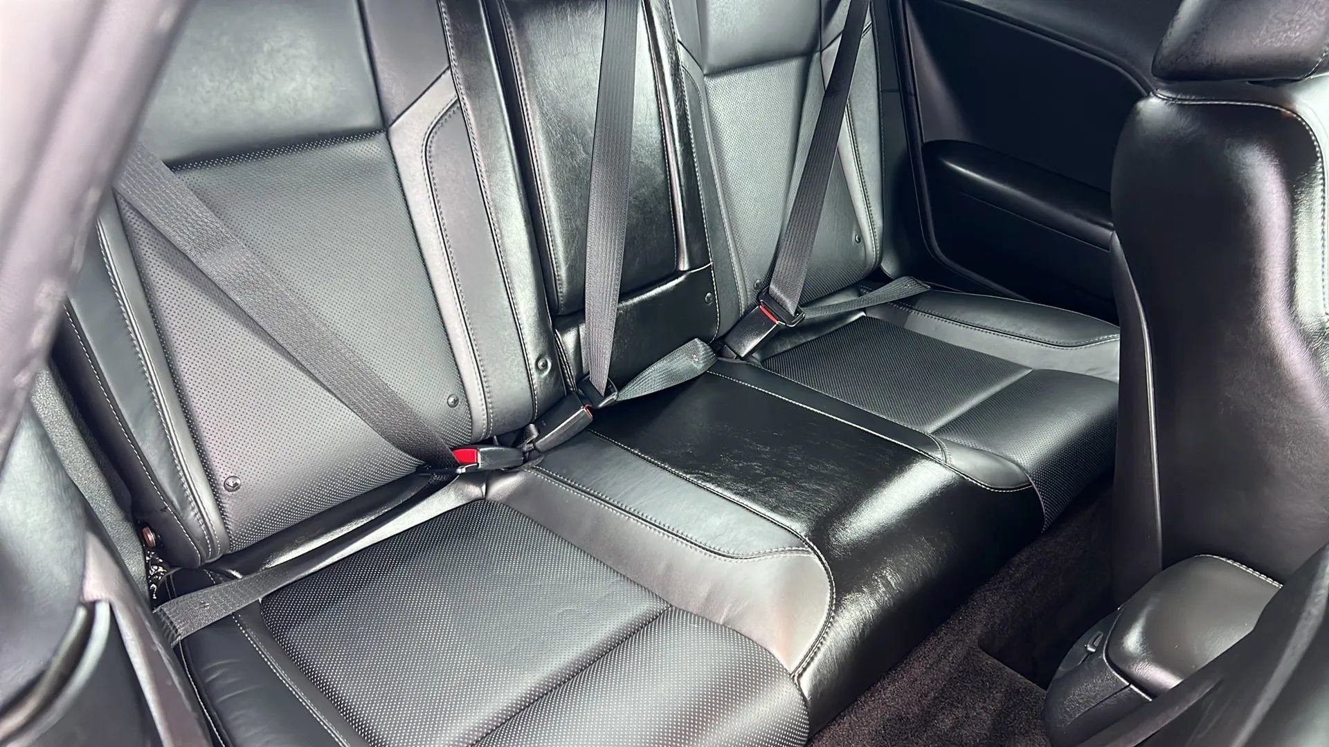 Used 2018 Dodge Challenger GT w/ Driver Convenience Group image 6