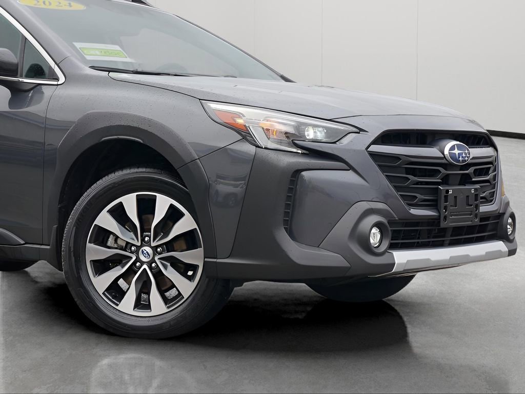 Used 2024 Subaru Outback Limited XT image 2