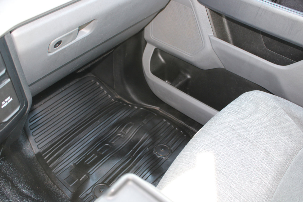 Used 2023 Ford F350 XLT w/ FX4 Off-Road Package image 18