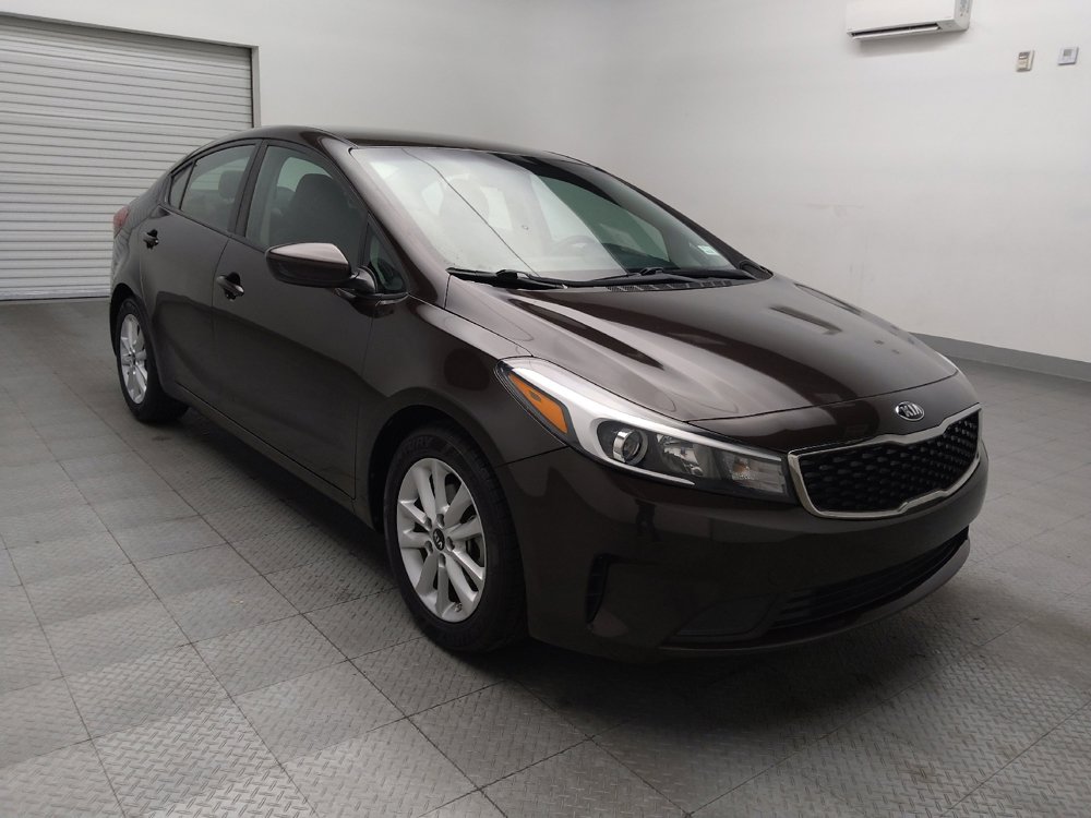 Used 2017 Kia Forte LX w/ LX Popular Package image 13