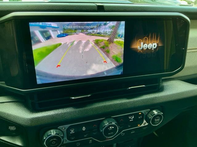 Used 2024 Jeep Wrangler Sport S image 33