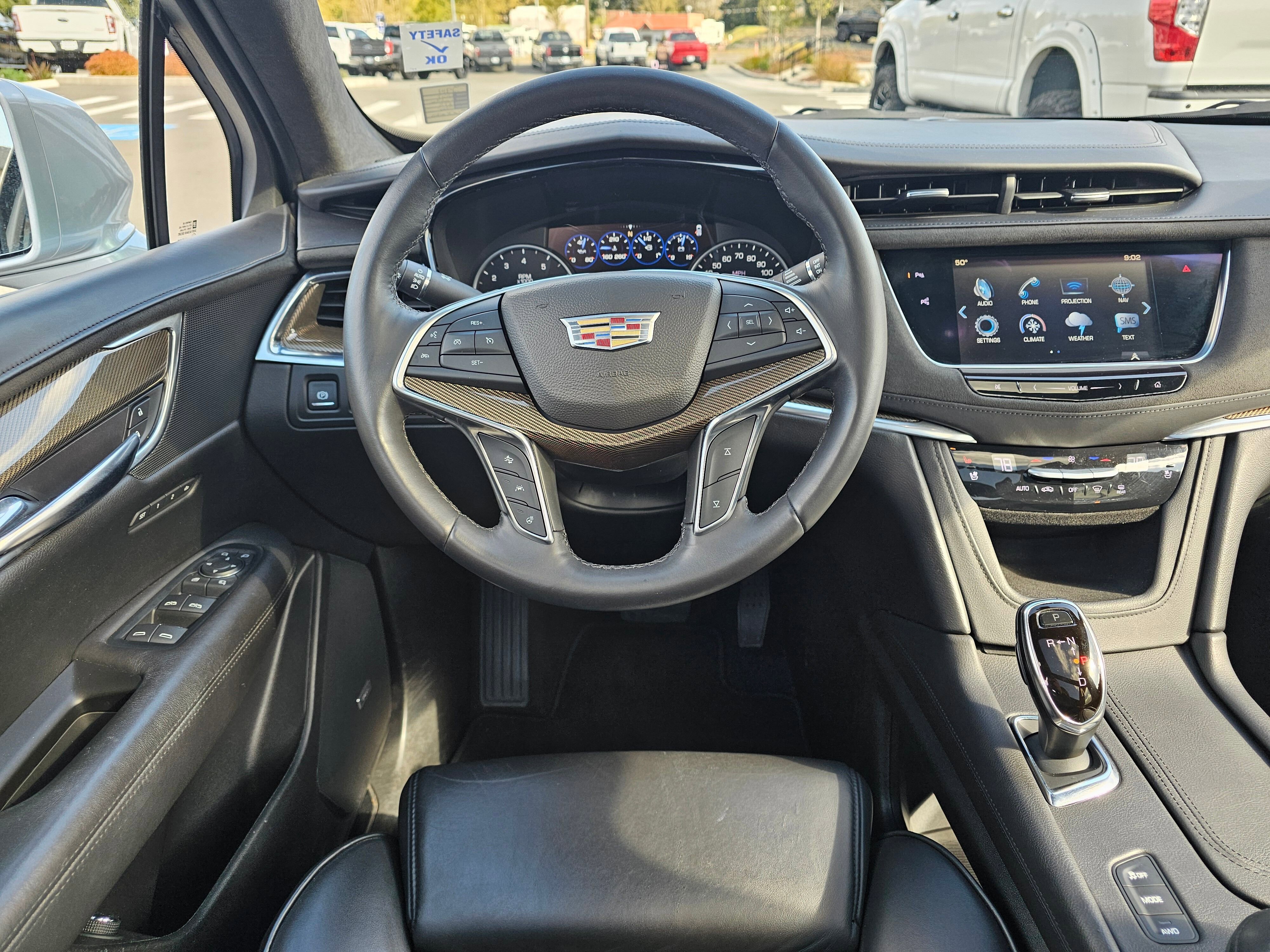 Used 2017 Cadillac XT5 Platinum w/ Driver Assist Package image 15