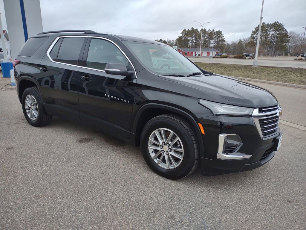 Used 2023 Chevrolet Traverse LT AWD/4WD image 7