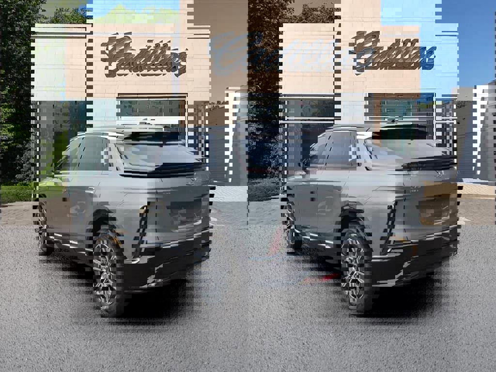 New 2026 Cadillac Lyriq Luxury image 3