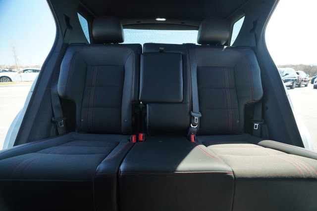 Used 2023 Chevrolet Equinox RS image 33