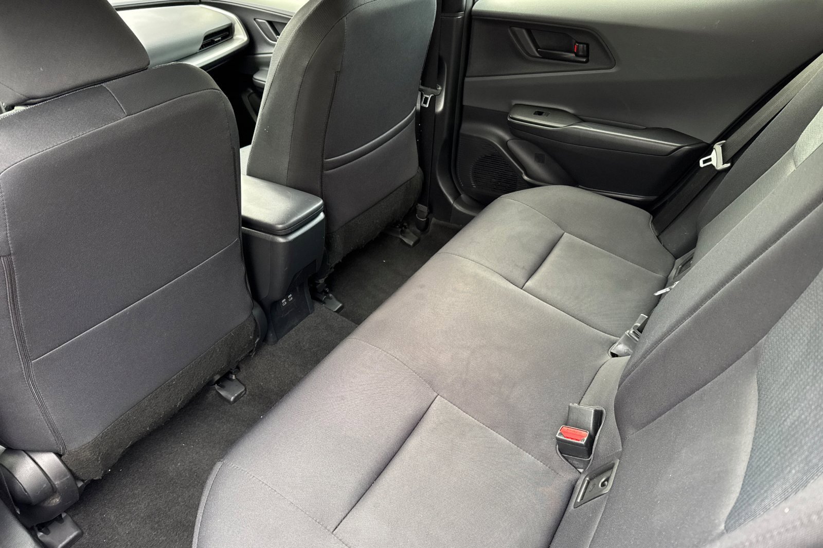 Used 2024 Toyota Prius LE image 13