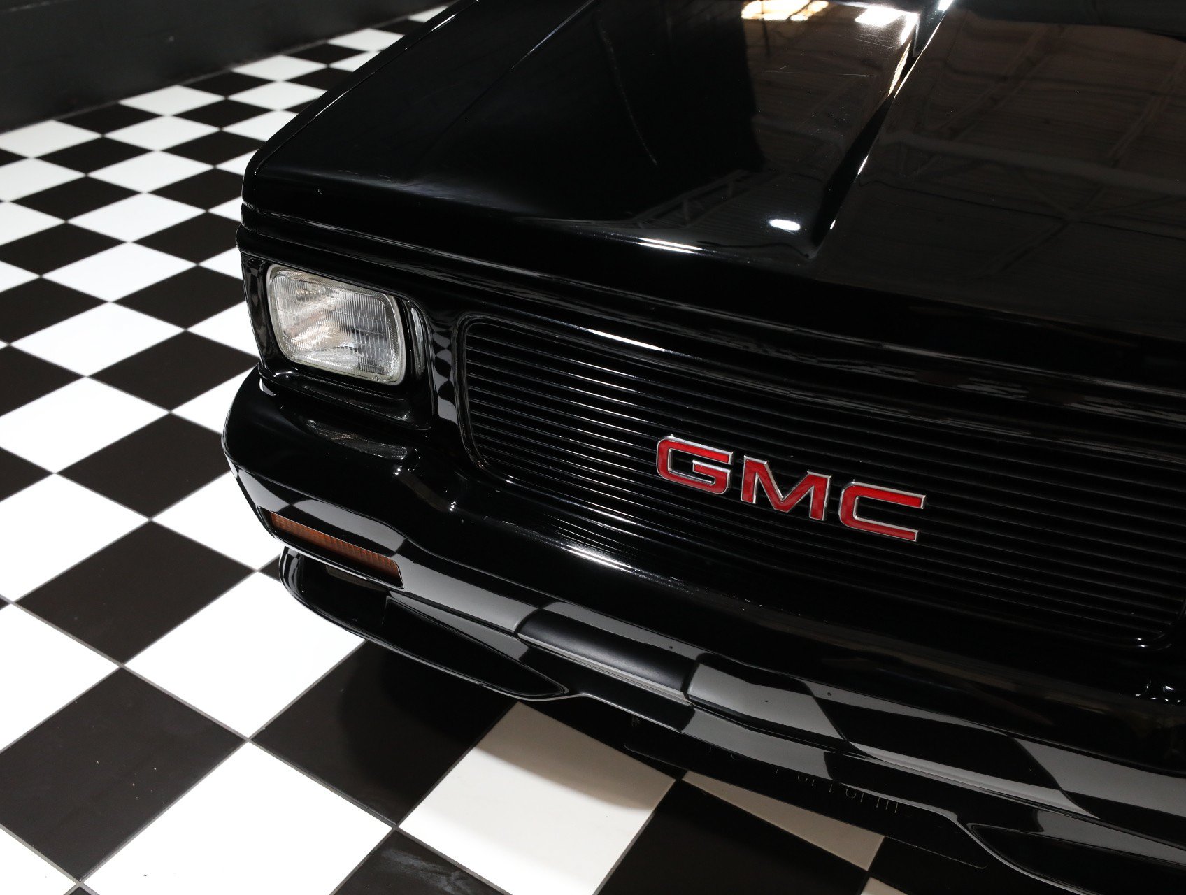 Used 1993 GMC Typhoon AWD/4WD image 13