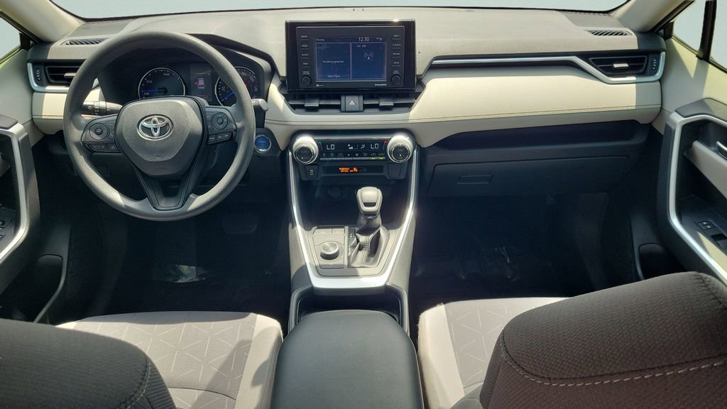 Used 2020 Toyota RAV4 XLE AWD/4WD image 11