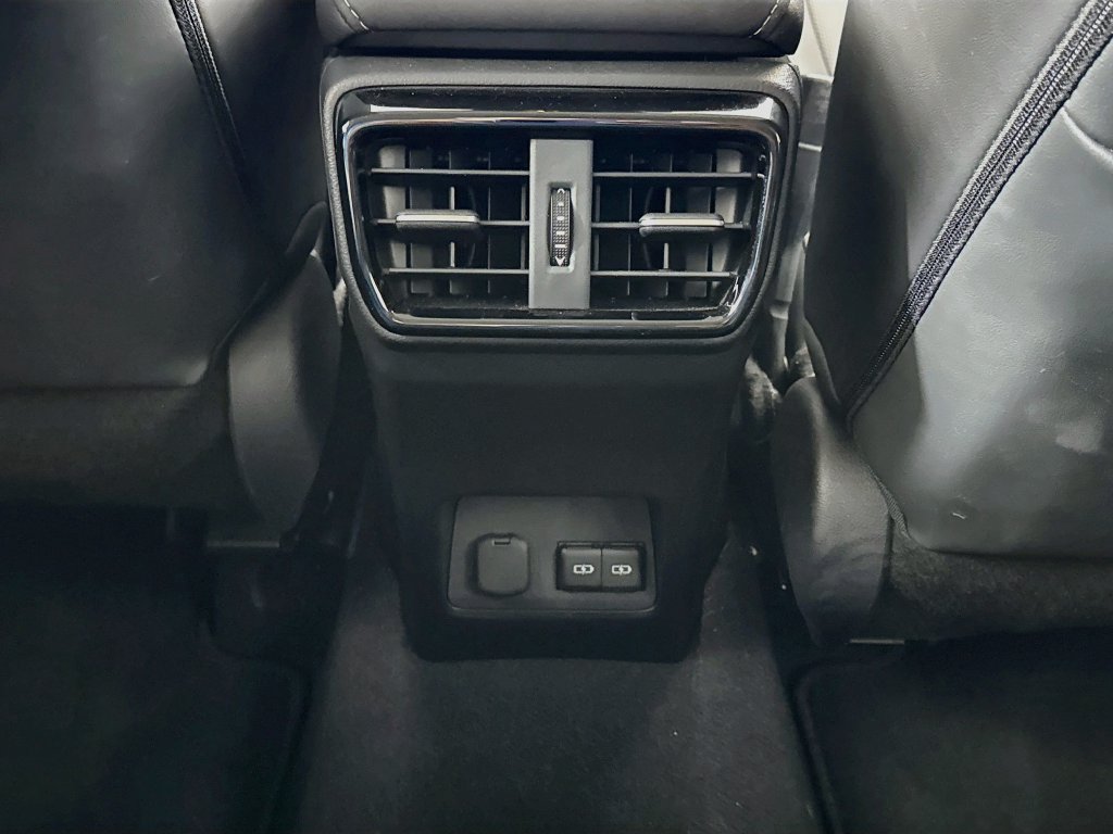 Certified 2025 Lexus NX 250 FWD w/ Accessory Package (Z1) image 25