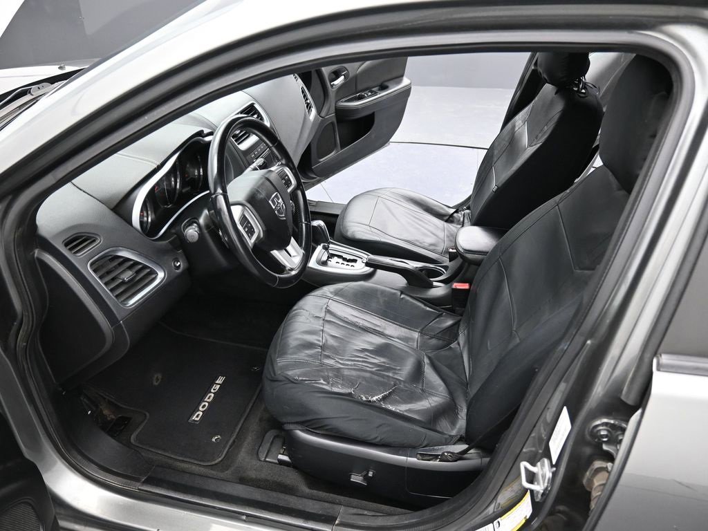 Used 2012 Dodge Avenger SXT image 11