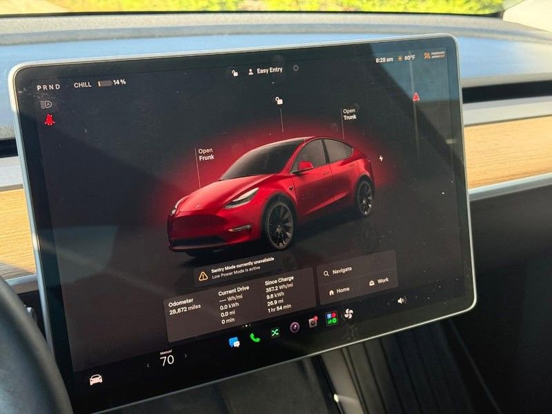 Used 2022 Tesla Model Y Long Range AWD/4WD image 23
