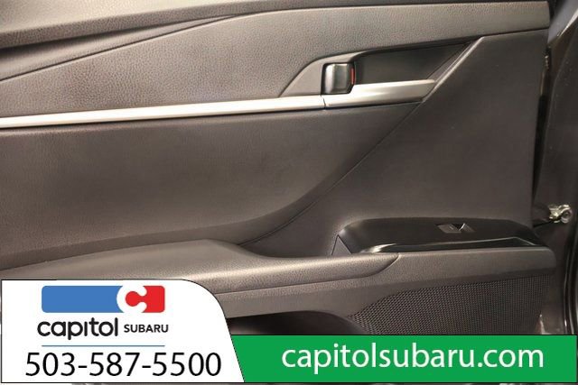 Used 2025 Toyota Camry SE image 29