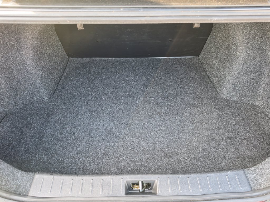 Used 2025 Nissan Versa S w/ Trunk Package FWD image 23