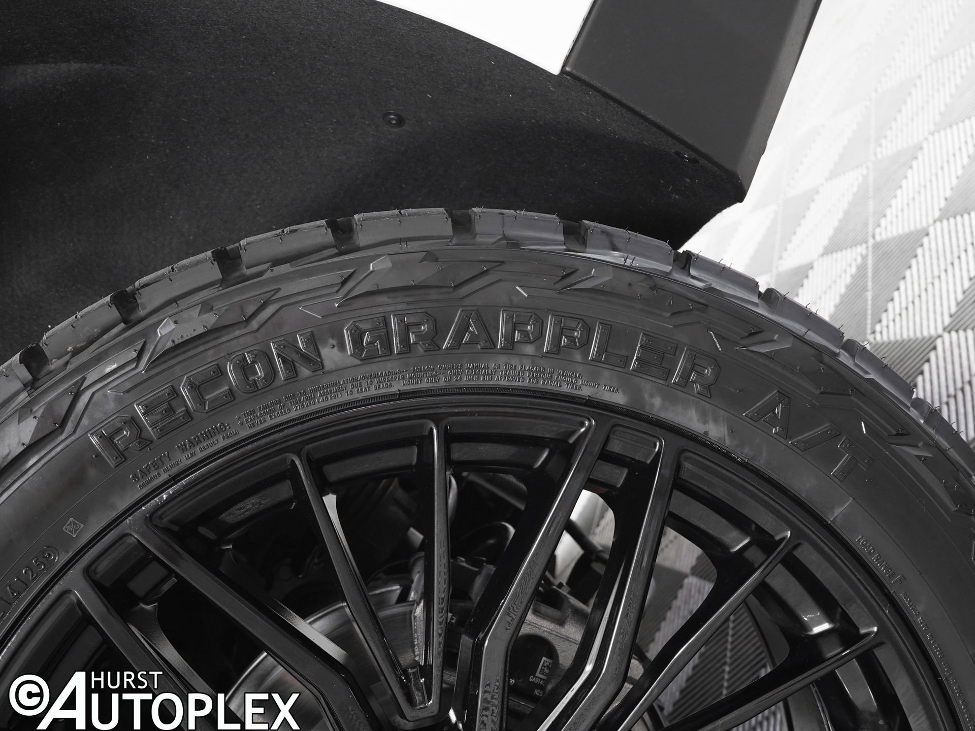 Used 2026 GMC Yukon Denali image 36