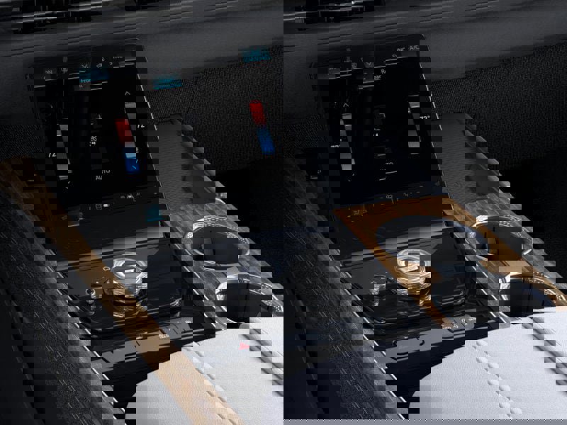 New 2026 Cadillac Escalade ESV Platinum Sport w/ LPO, ONYX Package image 23