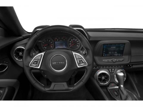 Used 2020 Chevrolet Camaro LT image 10