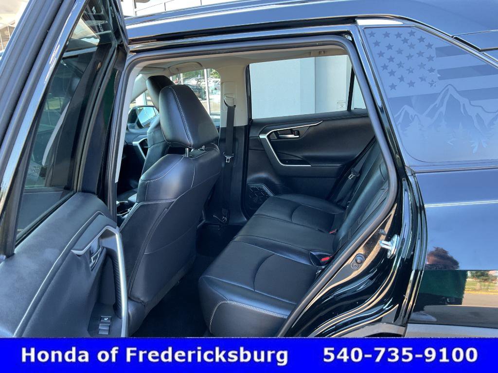 Used 2020 Toyota RAV4 Limited AWD/4WD image 26