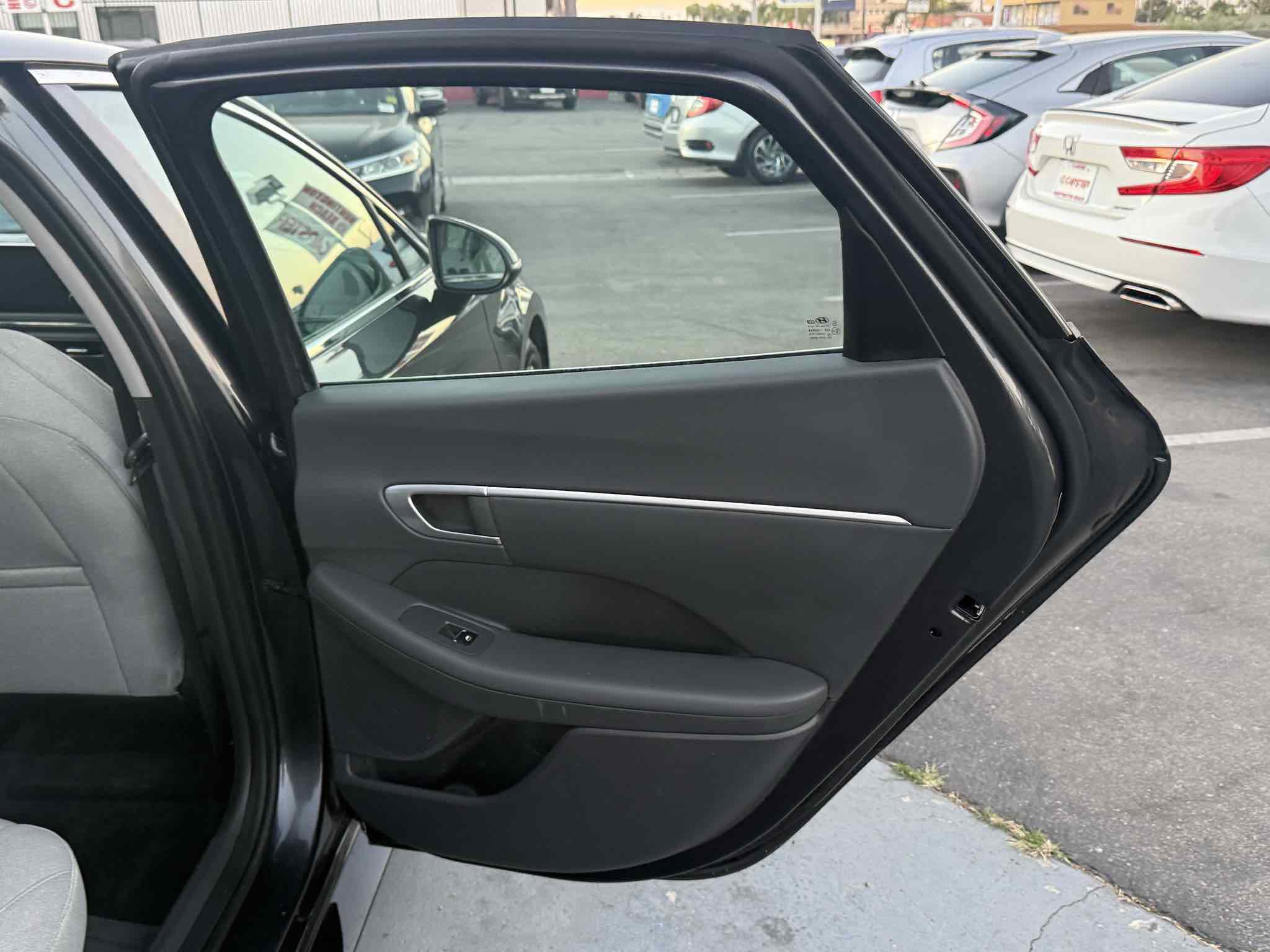 Used 2020 Hyundai Sonata SEL w/ Cargo Package image 47